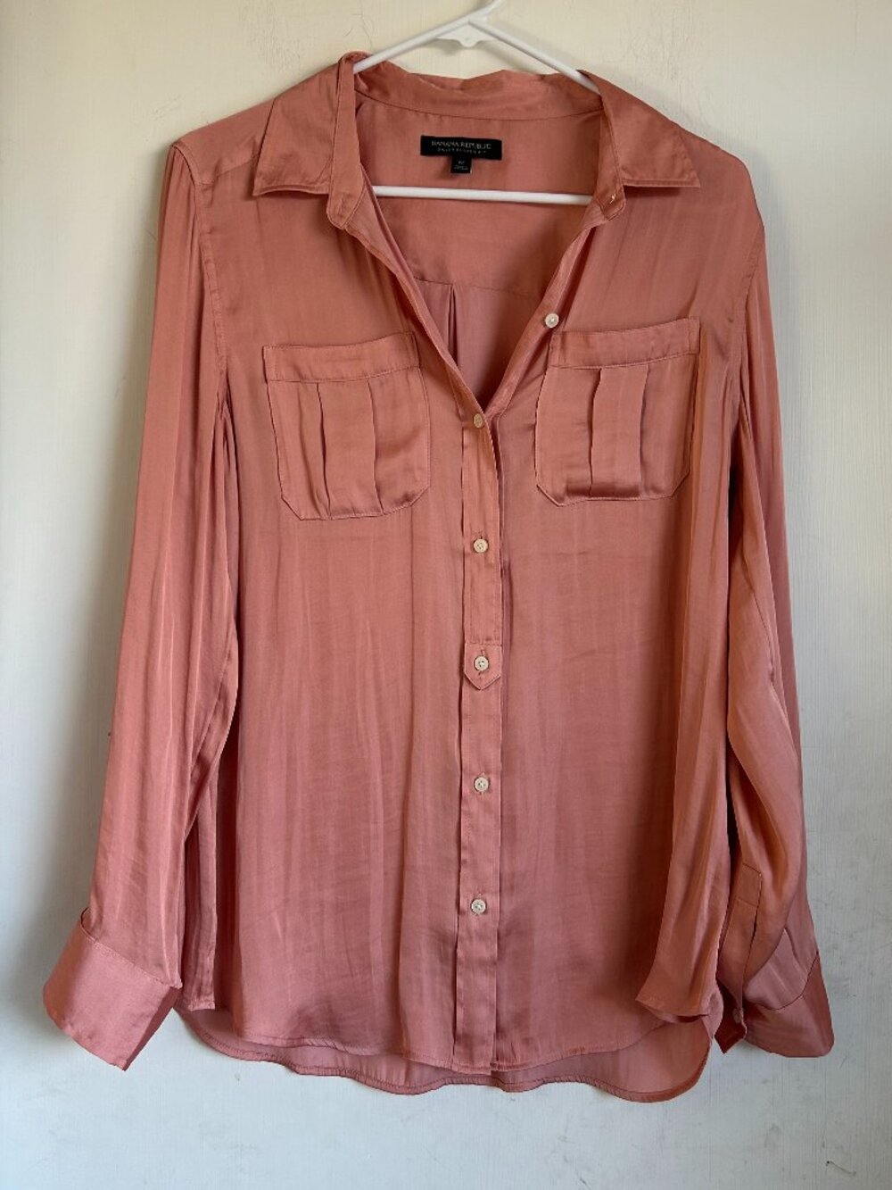 Banana Republic - Pink Button Down Dress Shirt